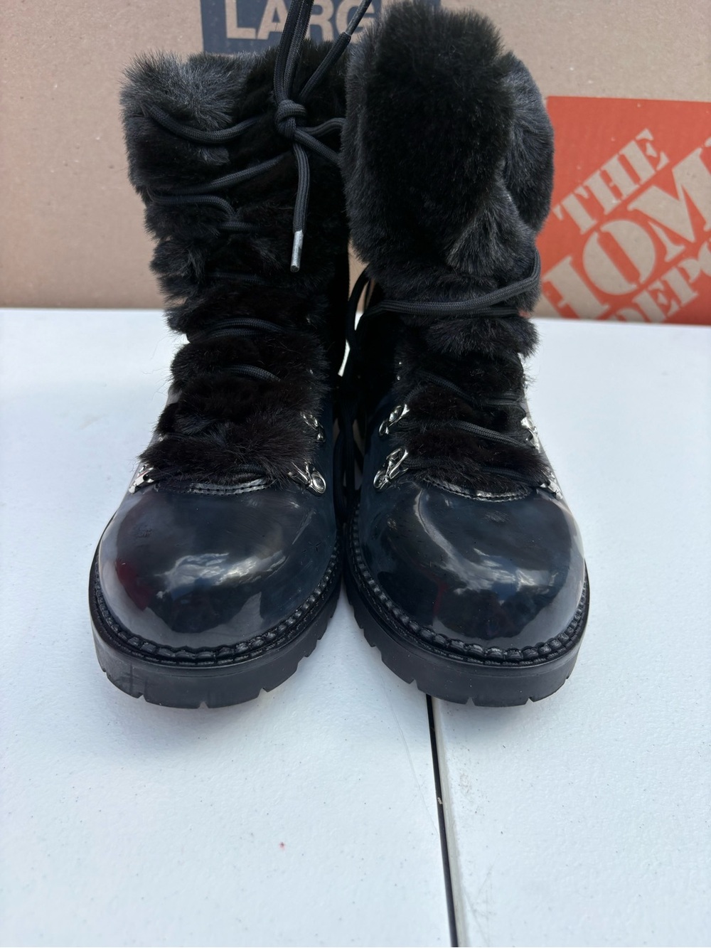 KELLY & Katie Black faux fur Patent Leather winter boots size 10 - Picture 3 of 4